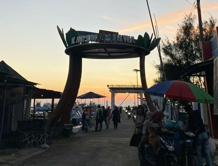 Dari Surga Mei–September hingga Badai Januari: Menjaga Roda Ekonomi Karimunjawa Tetap Berputar Sepanjang Tahun