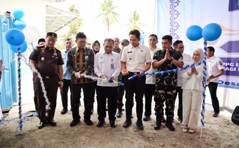 Anak-anak Sragi Sambut Gembira MBG, SPPG 3T Bandar Agung Buka Peluang Ekonomi Warga