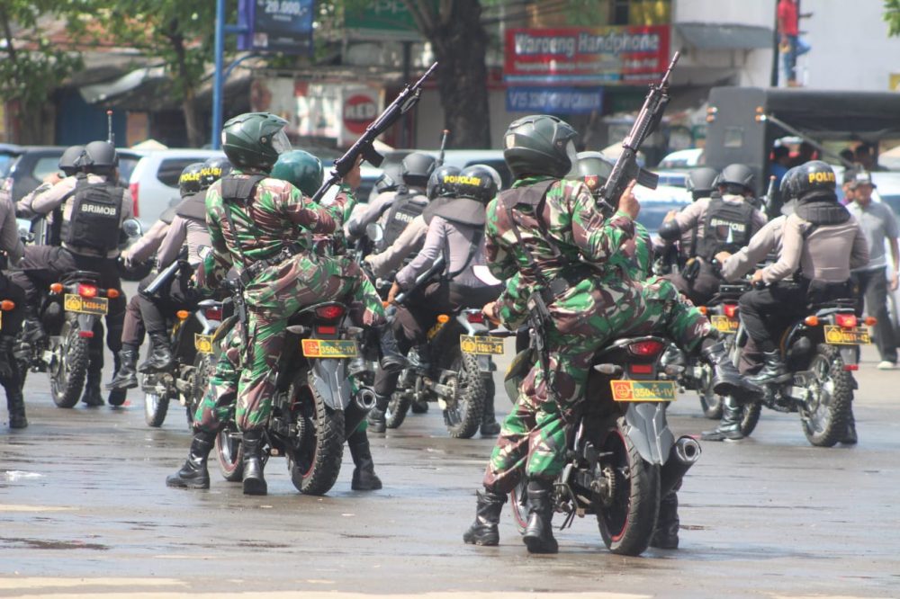 Personel Gabungan Polres dan Kodim Pati Gelar Simulasi Sispamkota