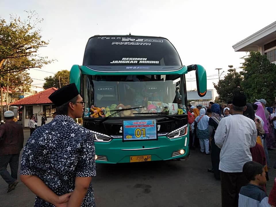 Ratusan Jama'ah Haji Kloter 60 Asal Pati Disambut keluarga